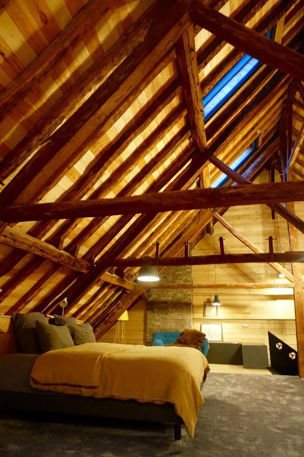 トロワ Le Jardin De La Cathedrale Bed & Breakfast エクステリア 写真
