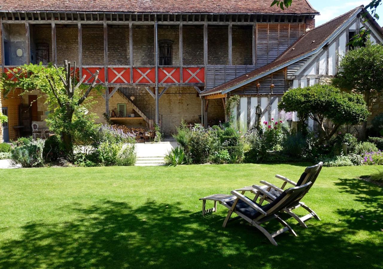 トロワ Le Jardin De La Cathedrale Bed & Breakfast エクステリア 写真