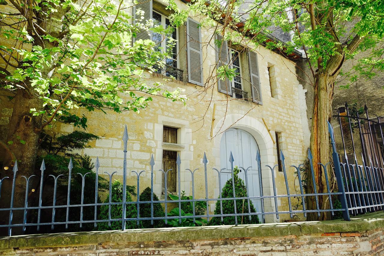トロワ Le Jardin De La Cathedrale Bed & Breakfast エクステリア 写真