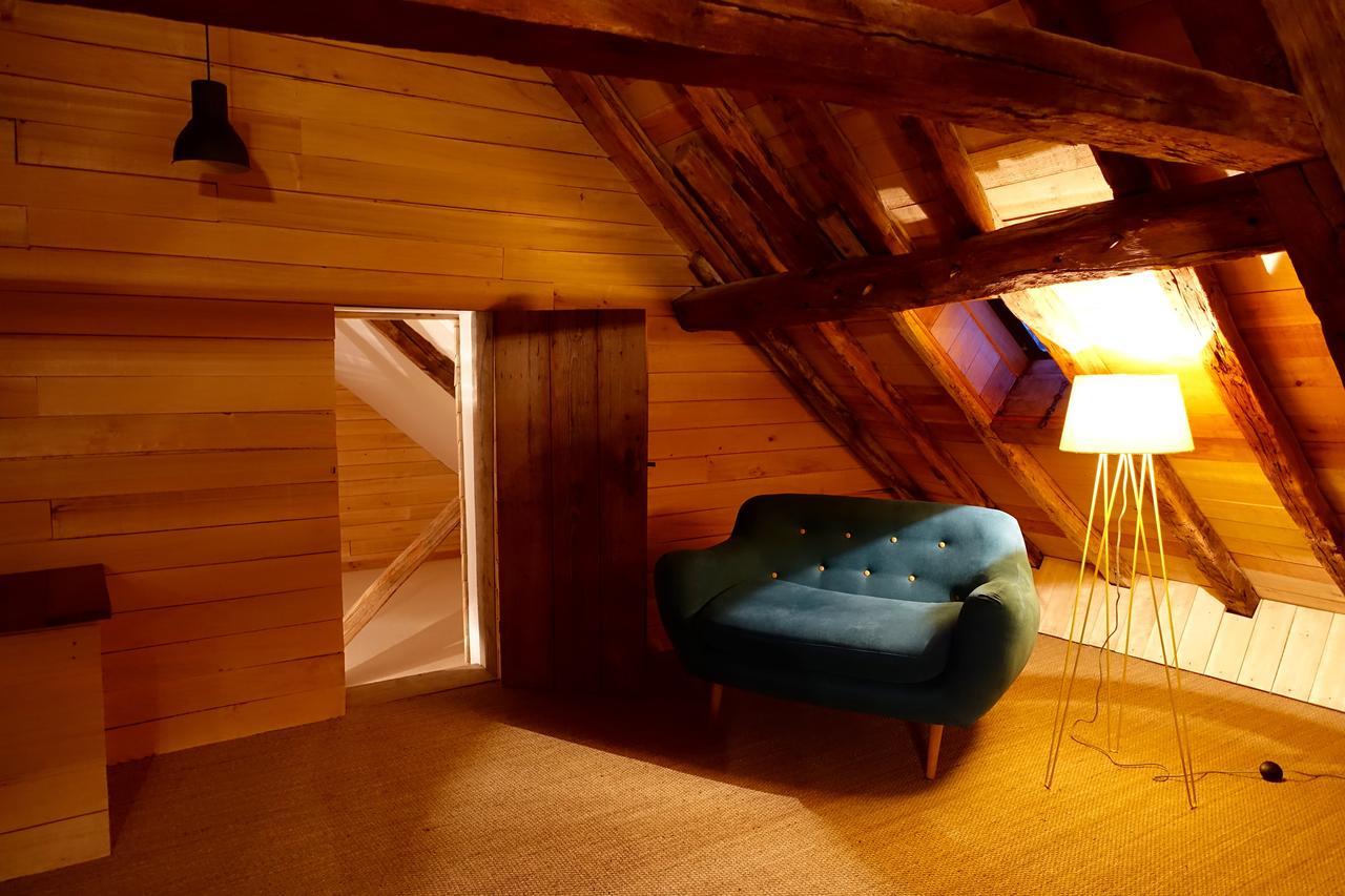 トロワ Le Jardin De La Cathedrale Bed & Breakfast エクステリア 写真