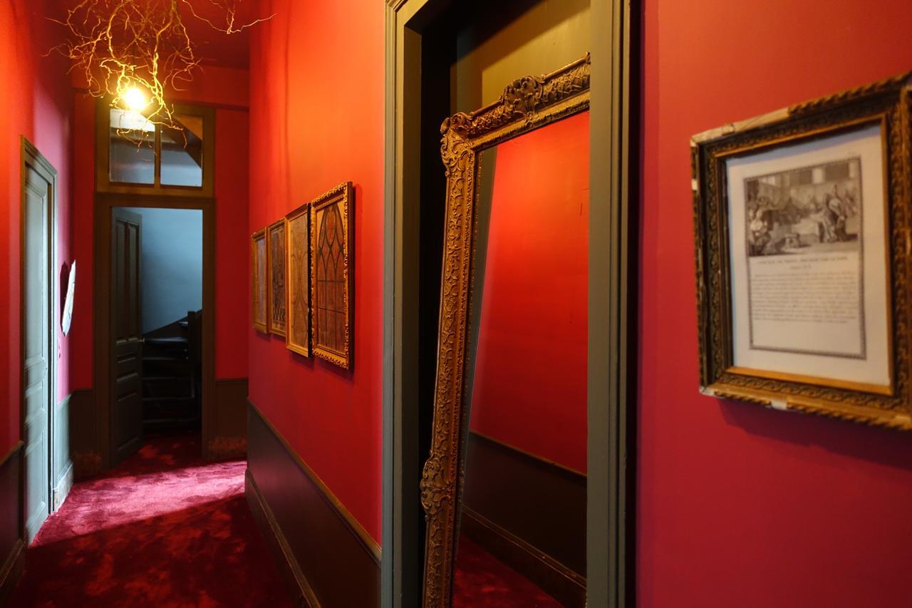 トロワ Le Jardin De La Cathedrale Bed & Breakfast エクステリア 写真