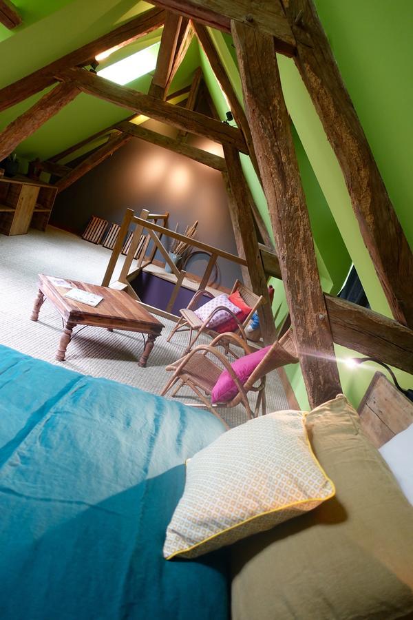 トロワ Le Jardin De La Cathedrale Bed & Breakfast エクステリア 写真