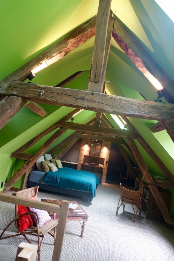 トロワ Le Jardin De La Cathedrale Bed & Breakfast エクステリア 写真